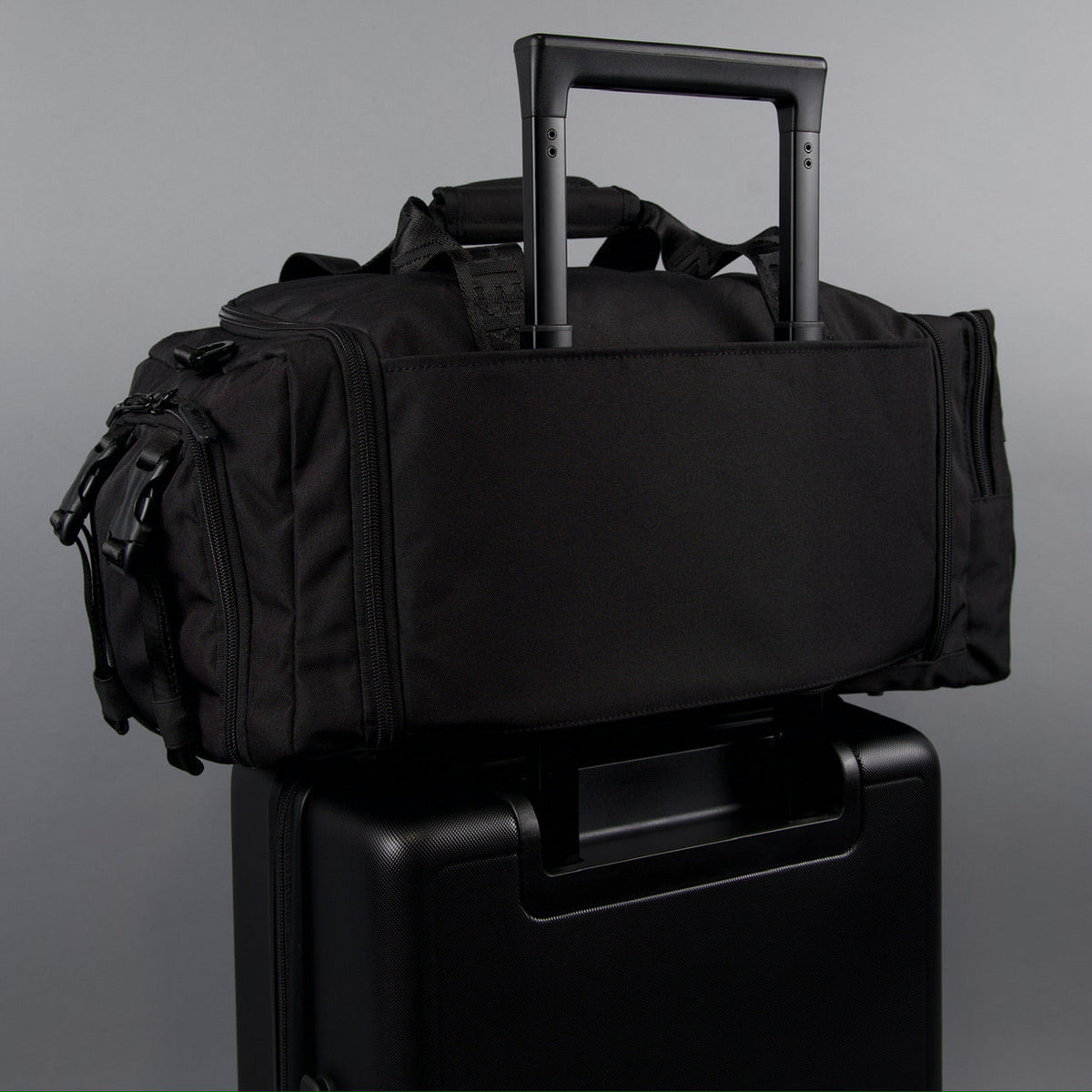 30L Perfect Duffle Bag Alpha Black - Image 29