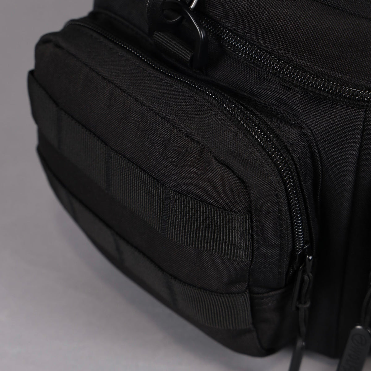 20L Alpha Black Tactical Lunch Box - Image 12
