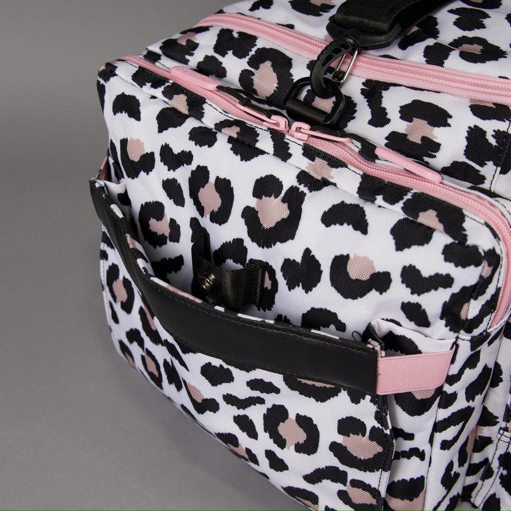 40L Ultimate Duffle Bag Leopard Pink Zip - Image 11
