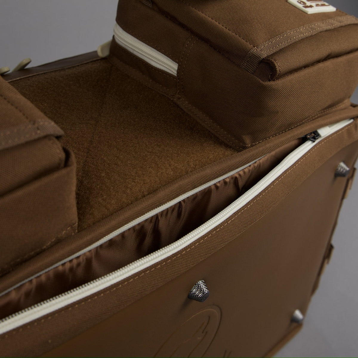 40L Ultimate Duffle Bag Cocoa - Image 19