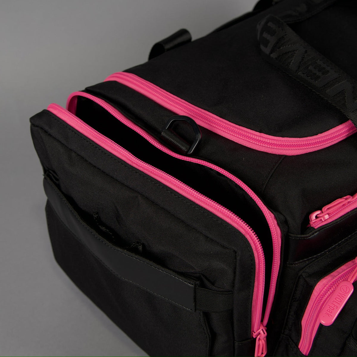 30L Perfect Duffle Bag Neon Pink - Image 12