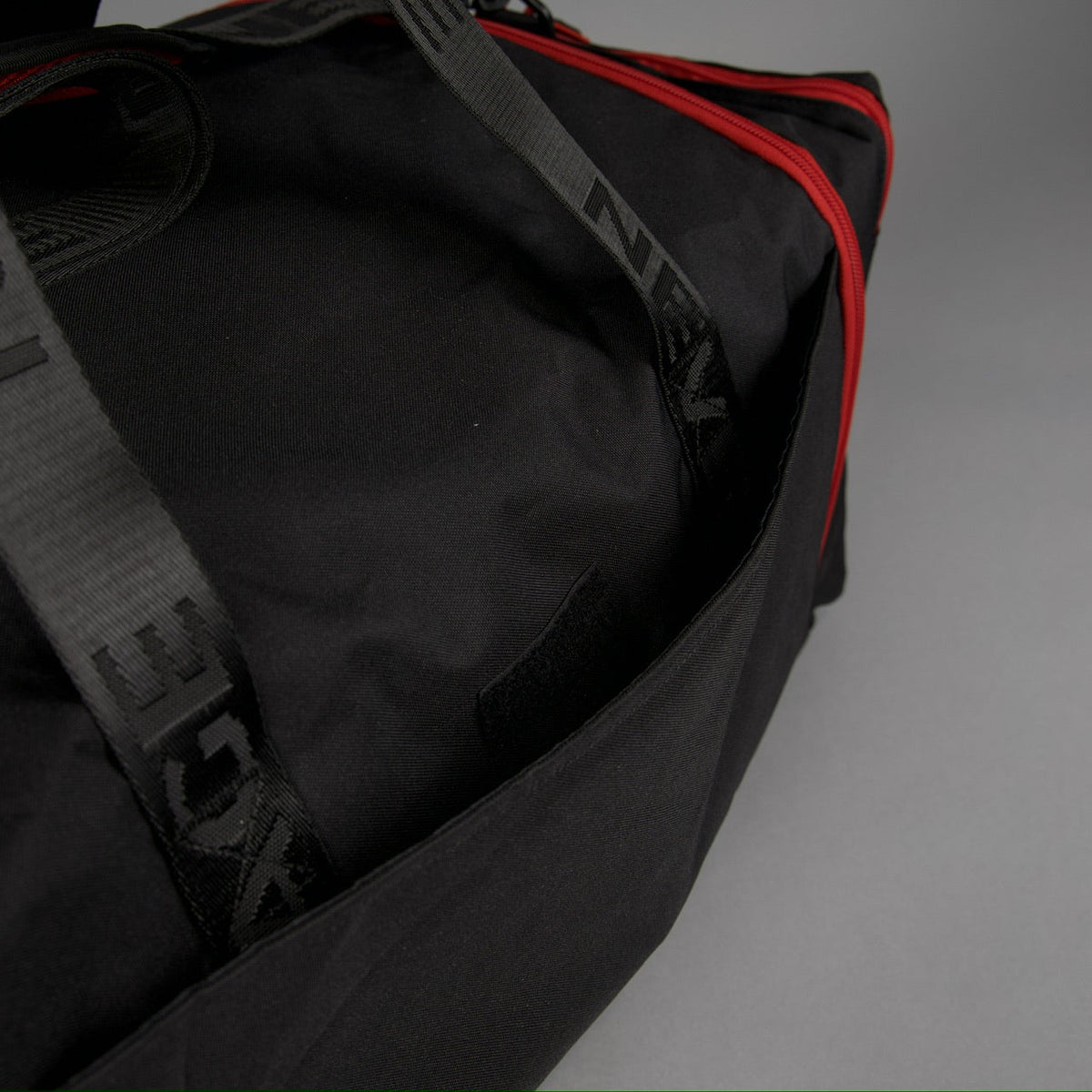 40L Ultimate Duffle Bag Red Wolf (SALE) - Image 18