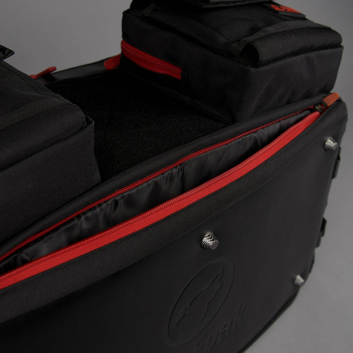 40L Ultimate Duffle Bag Red Wolf - Image 20