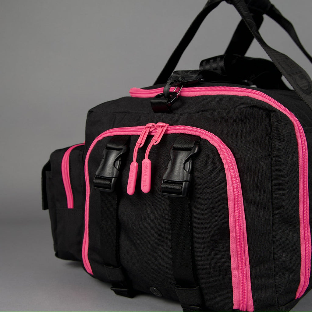 40L Ultimate Duffle Bag Black Neon Pink - Image 17