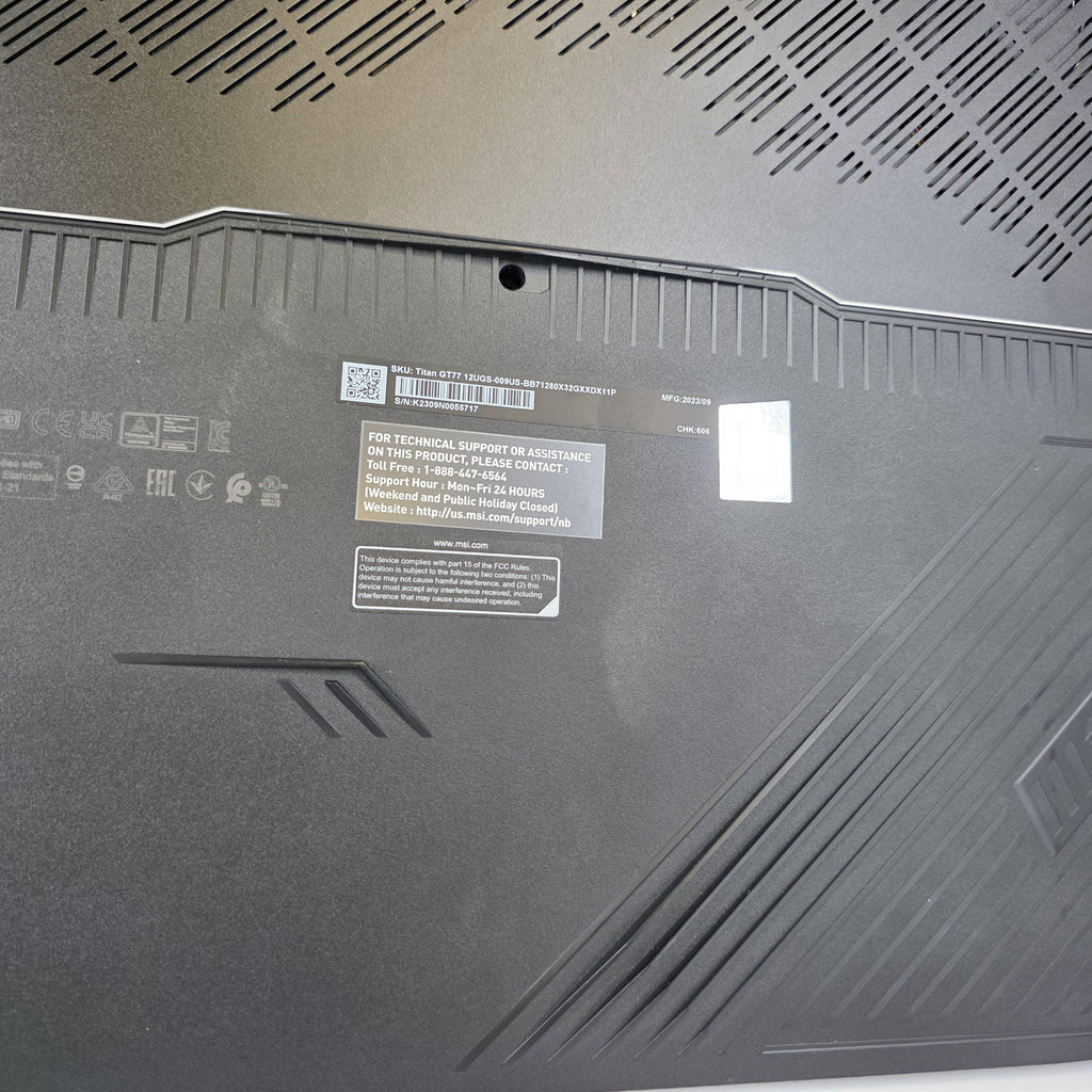 MSI Titan GT77 17.3 Black 2.0 GHz Intel Core i7 12th Gen. 32GB RAM 1TB Solid State Drive NVIDIA GeForce RTX 3070 - Image 12