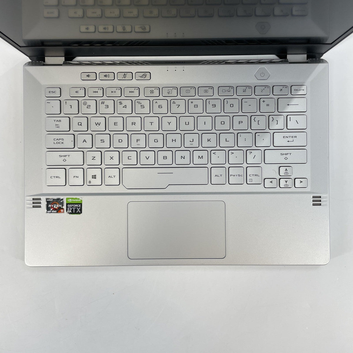 Asus ROG Zephyrus G14 GA401 14 White 3.0 GHz AMD Ryzen 9 4900HS 16GB RAM 1TB Solid State Drive NVIDIA GeForce RTX - Image 2