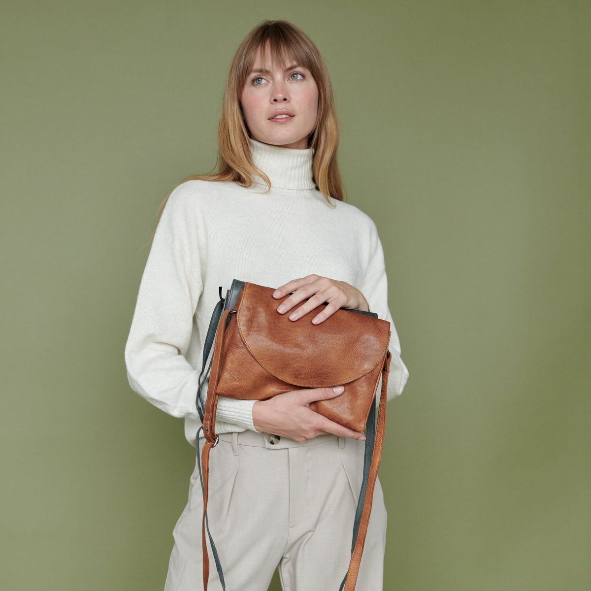 Marcus Leather Crossbody Bag - Image 17