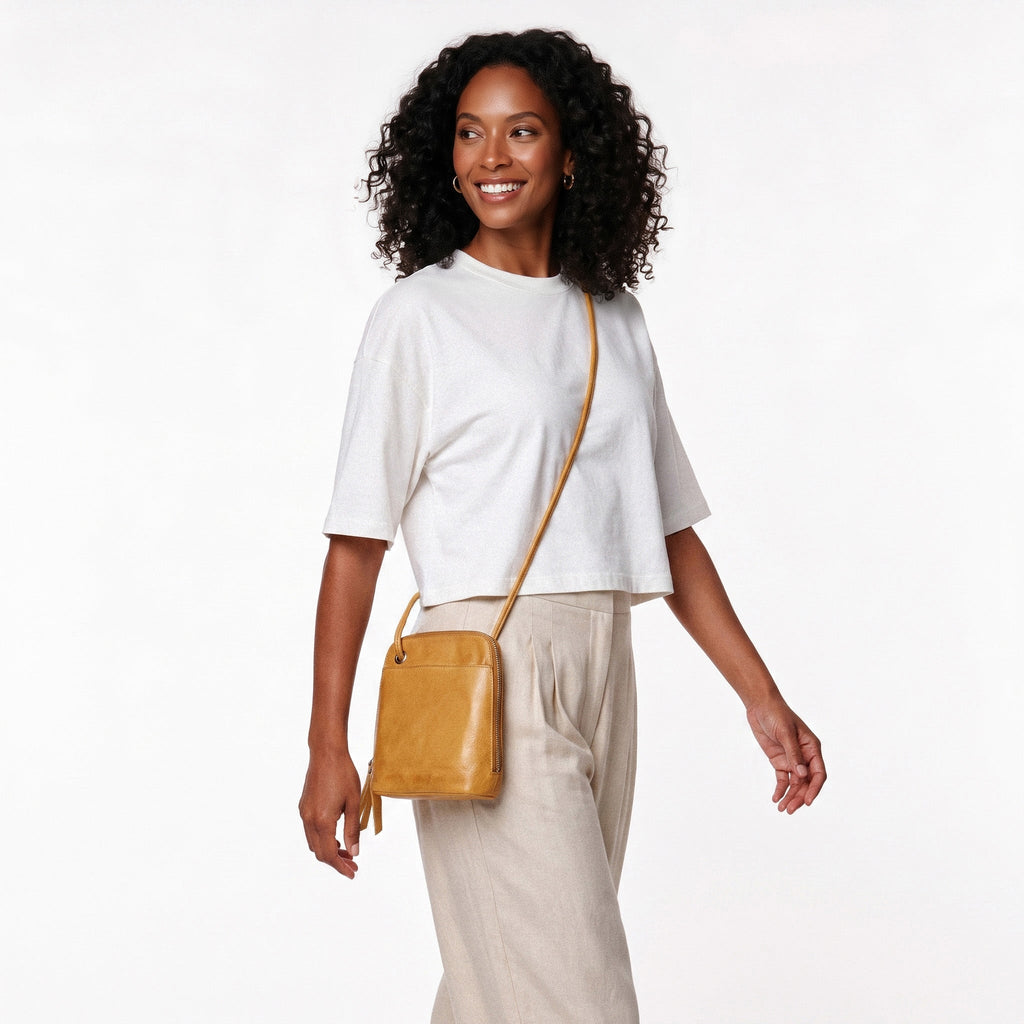 Lilly Leather Crossbody Bag - Image 19