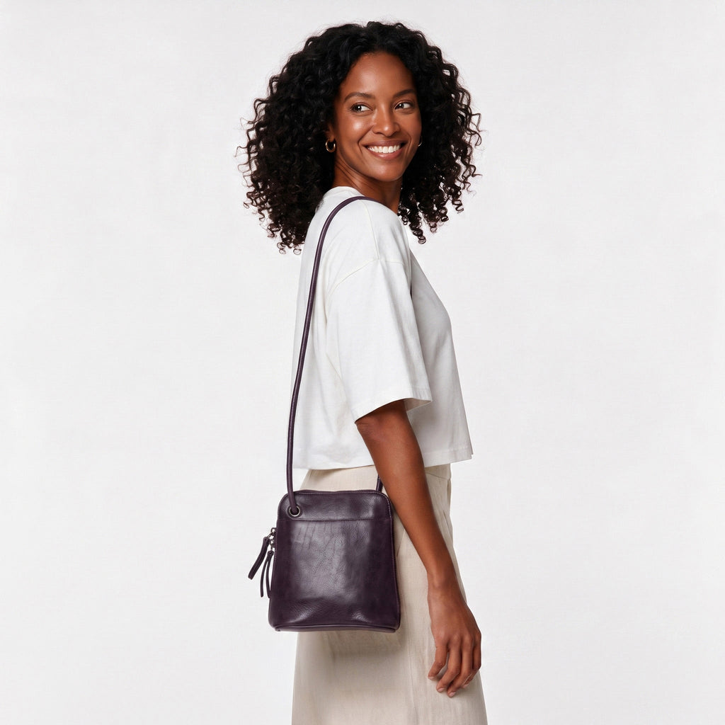 Lilly Leather Crossbody Bag - Image 49