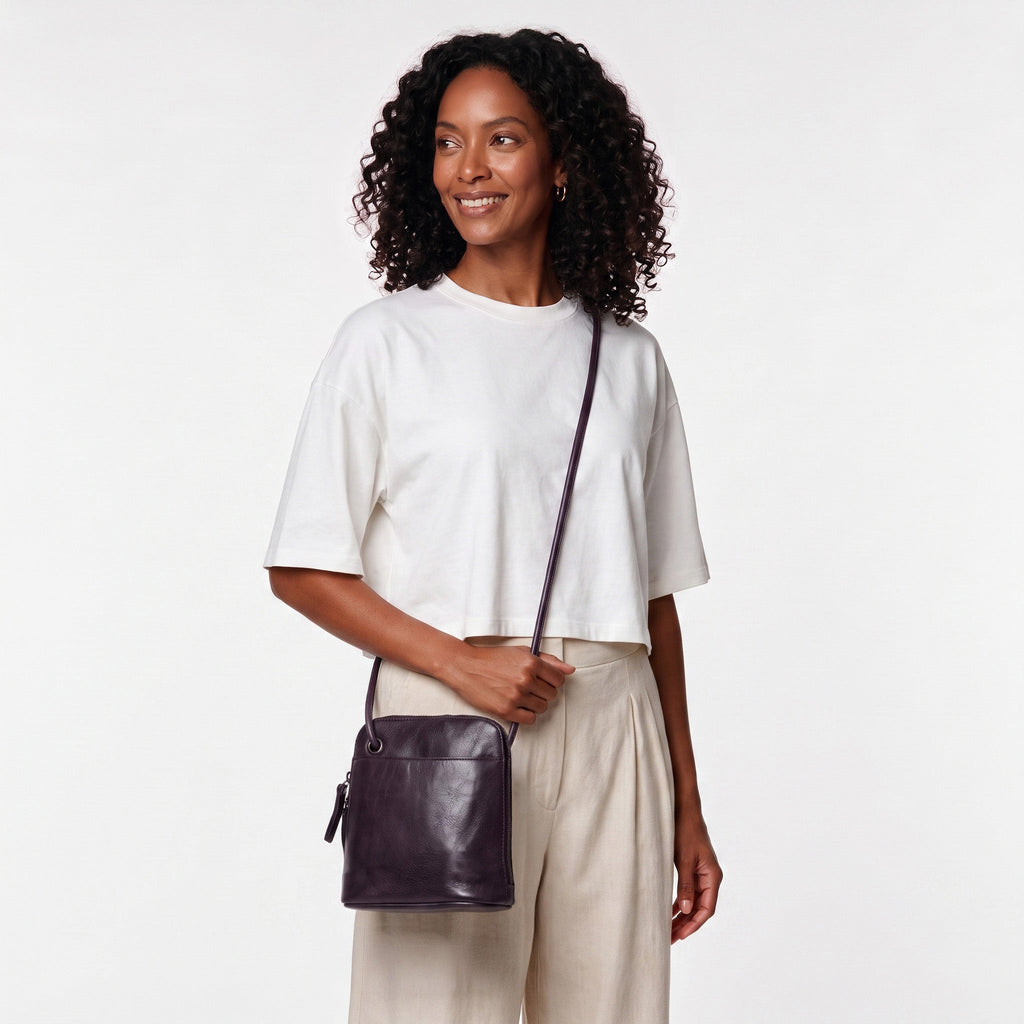 Lilly Leather Crossbody Bag - Image 48