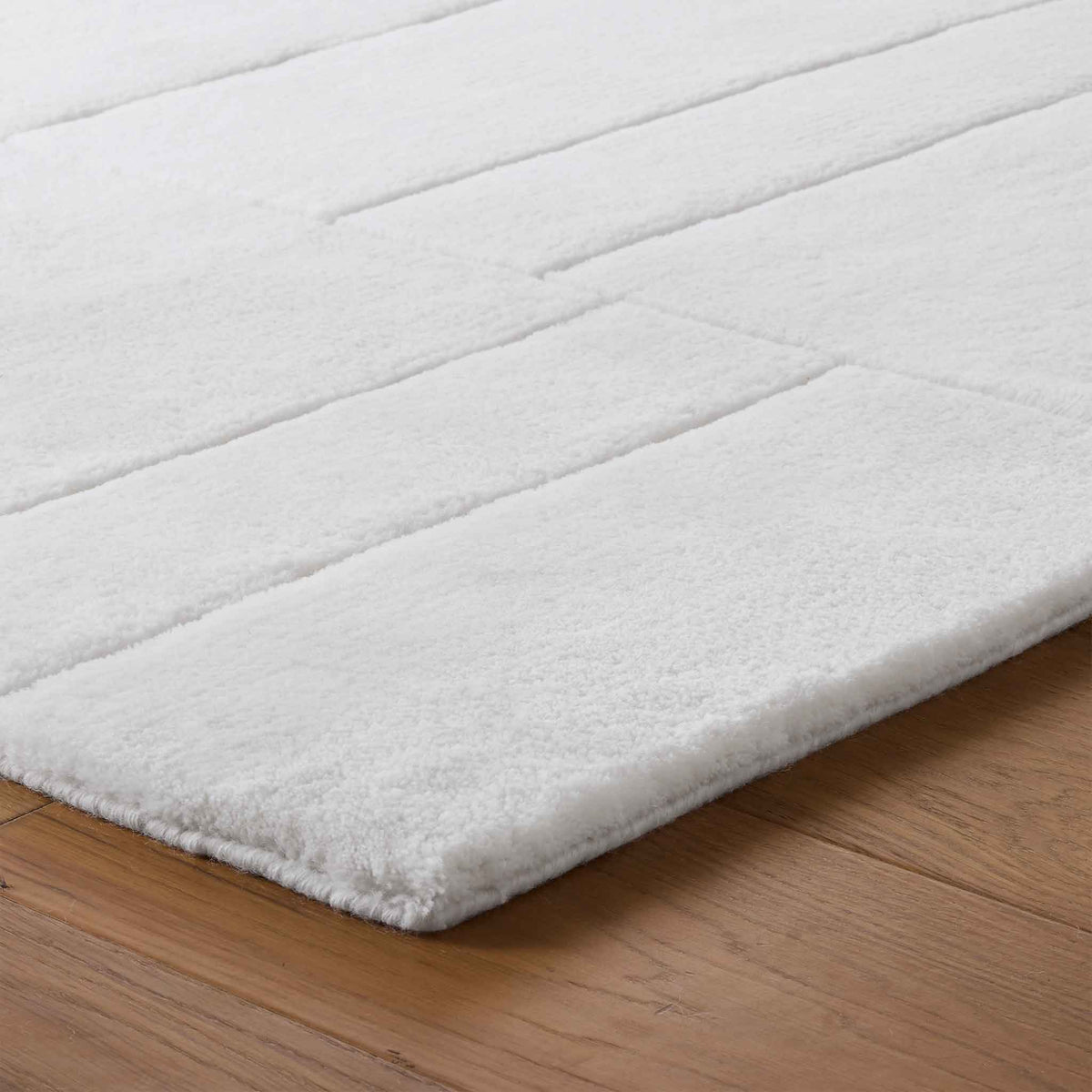 Aria Hand-Knotted Area Rug - Image 3