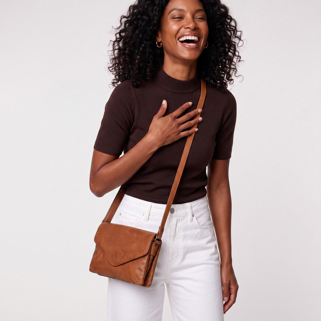 Harbor Leather Crossbody Bag - Image 7
