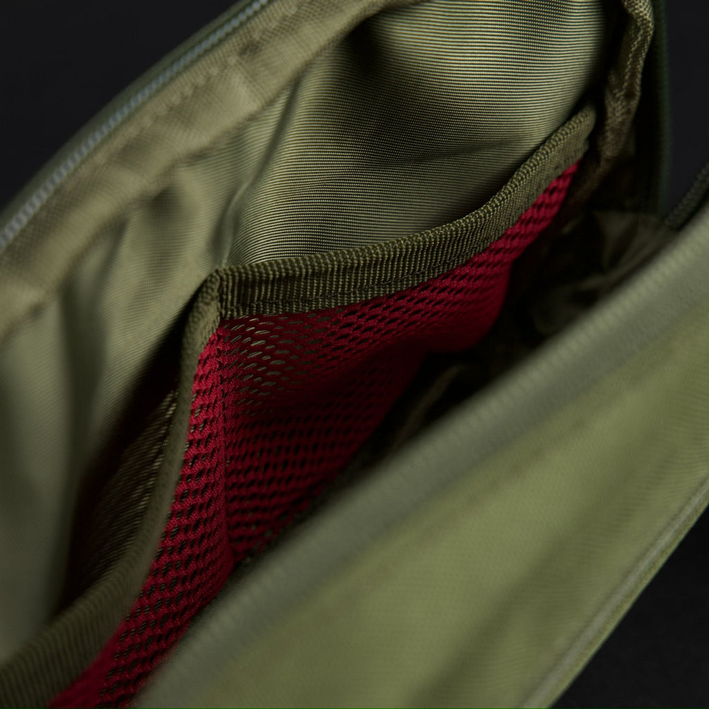 Crossbody Pack Venom Green - Image 8
