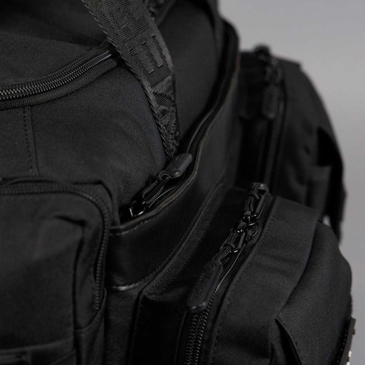 40L Ultimate Duffle Bag Nightshade - Image 16