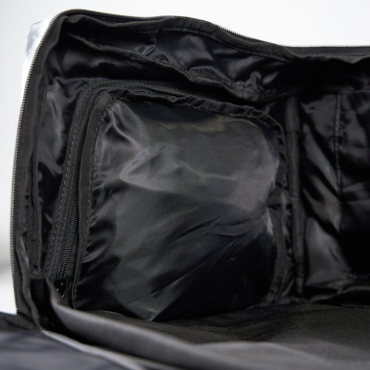 40L Ultimate Duffle Bag Timber Wolf Savage Red (SALE) - Image 23