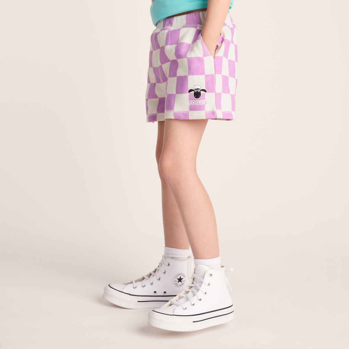 Afrino Kids Shaun the Sheep Sweatshort - Liliac Haze/Woolly Checkerboard - Image 5