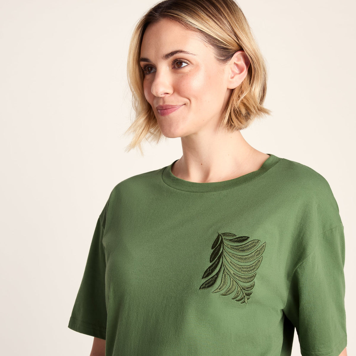 Botanical Womens Relaxed Fit Supersoft T-shirt - Dark Matcha - Image 5