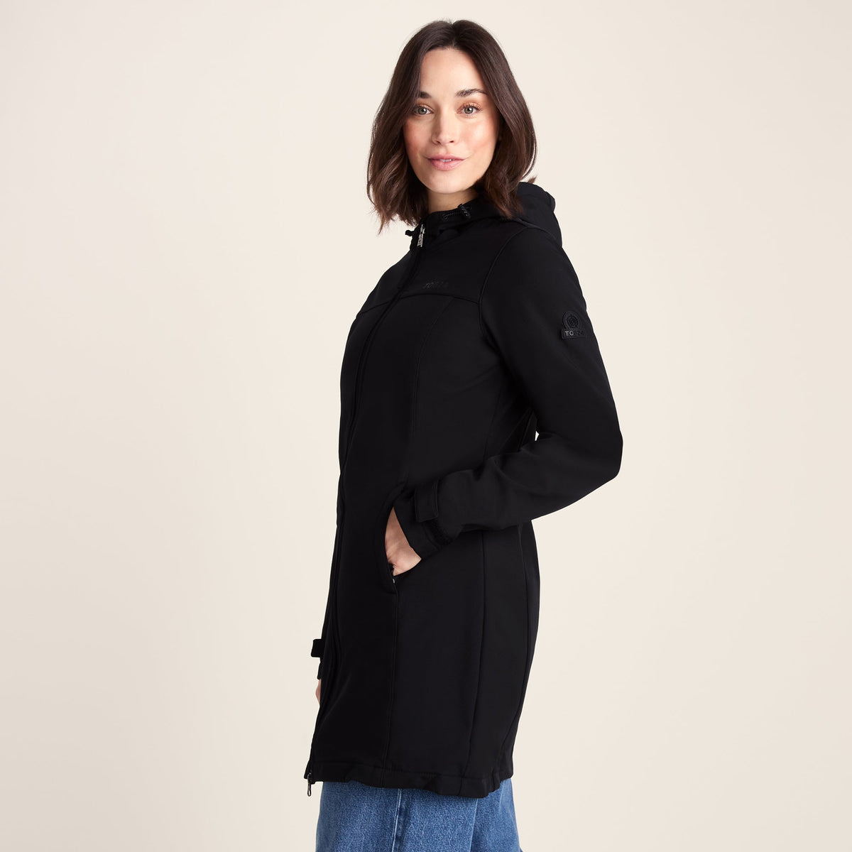 Keld Womens Long Shower Resistant Hooded Softshell Jacket - Black - Image 7