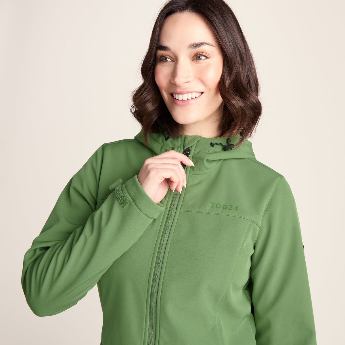 Keld Womens Long Shower Resistant Hooded Softshell Jacket - Dark Matcha - Image 5