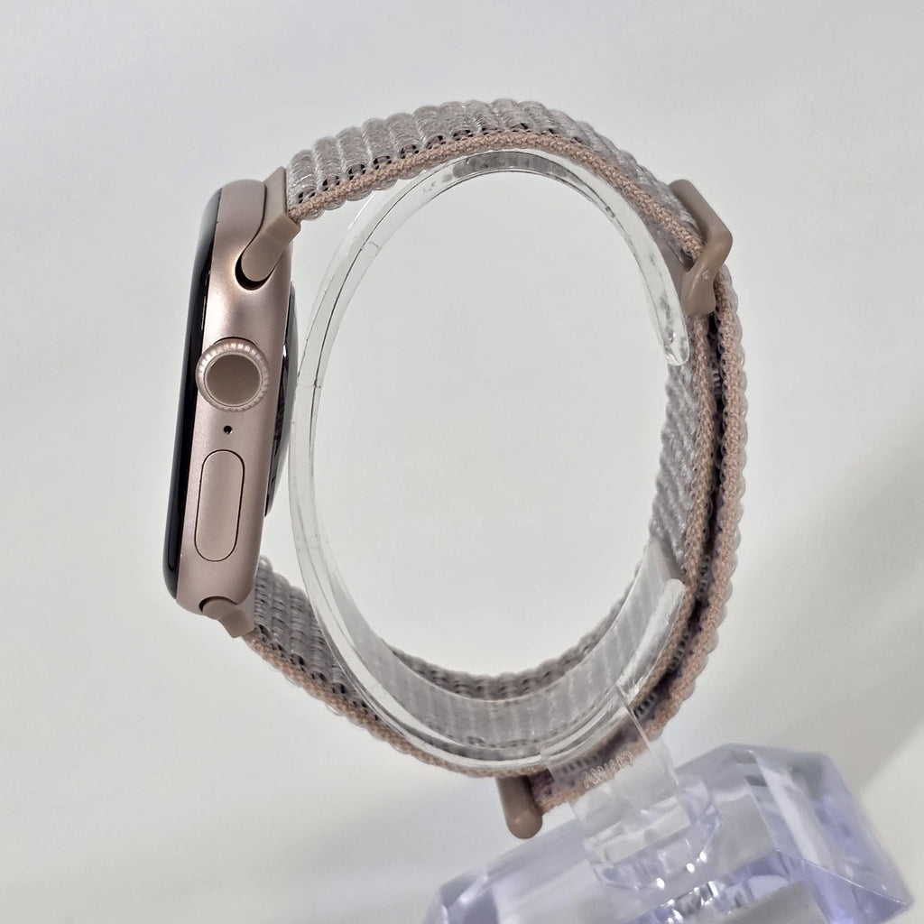 Apple Watch (Series 10) 42mm Rose Gold WiFi 64GB - Image 7