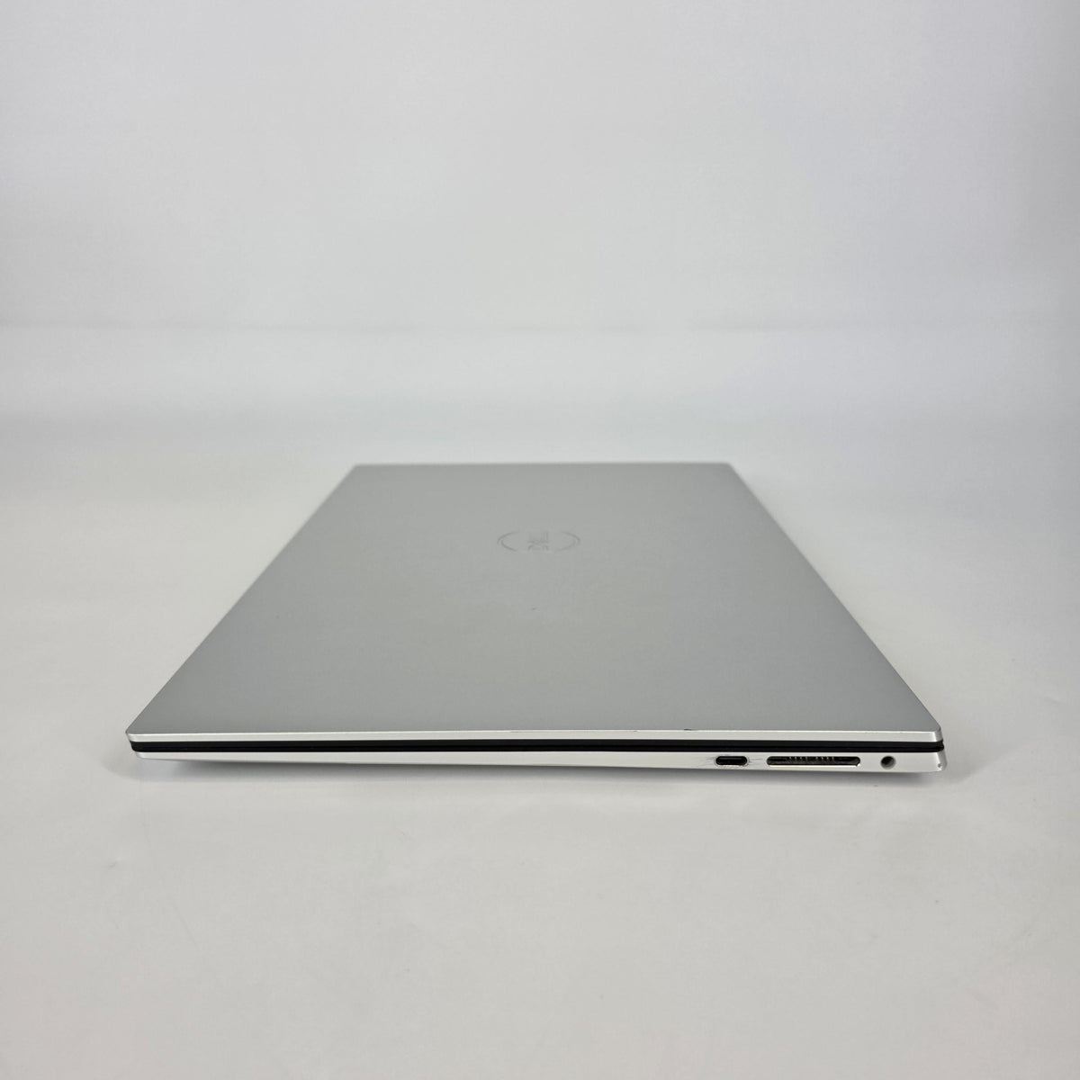 Dell XPS 15 9510 Silver 2.3 GHz Intel Core i7 11th Gen. 16GB RAM 512GB Solid State Drive NVIDIA GeForce RTX 3050 4 - Image 8