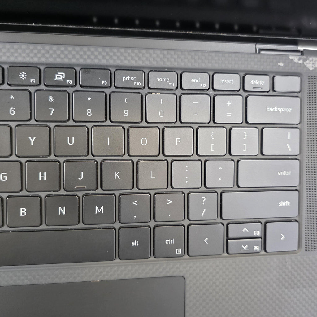 Dell XPS 15 9510 Silver 2.7 GHz Intel Core i5 11th Gen. 32GB RAM 512GB Solid State Drive - Image 13