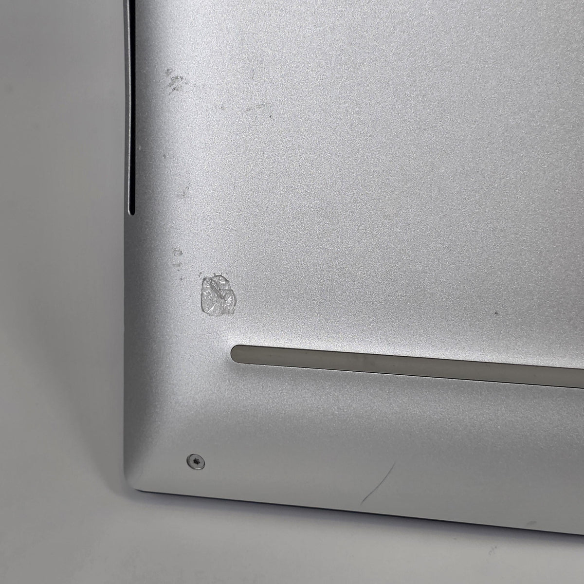 Dell XPS 15 9510 Silver 2.7 GHz Intel Core i5 11th Gen. 32GB RAM 512GB Solid State Drive - Image 16