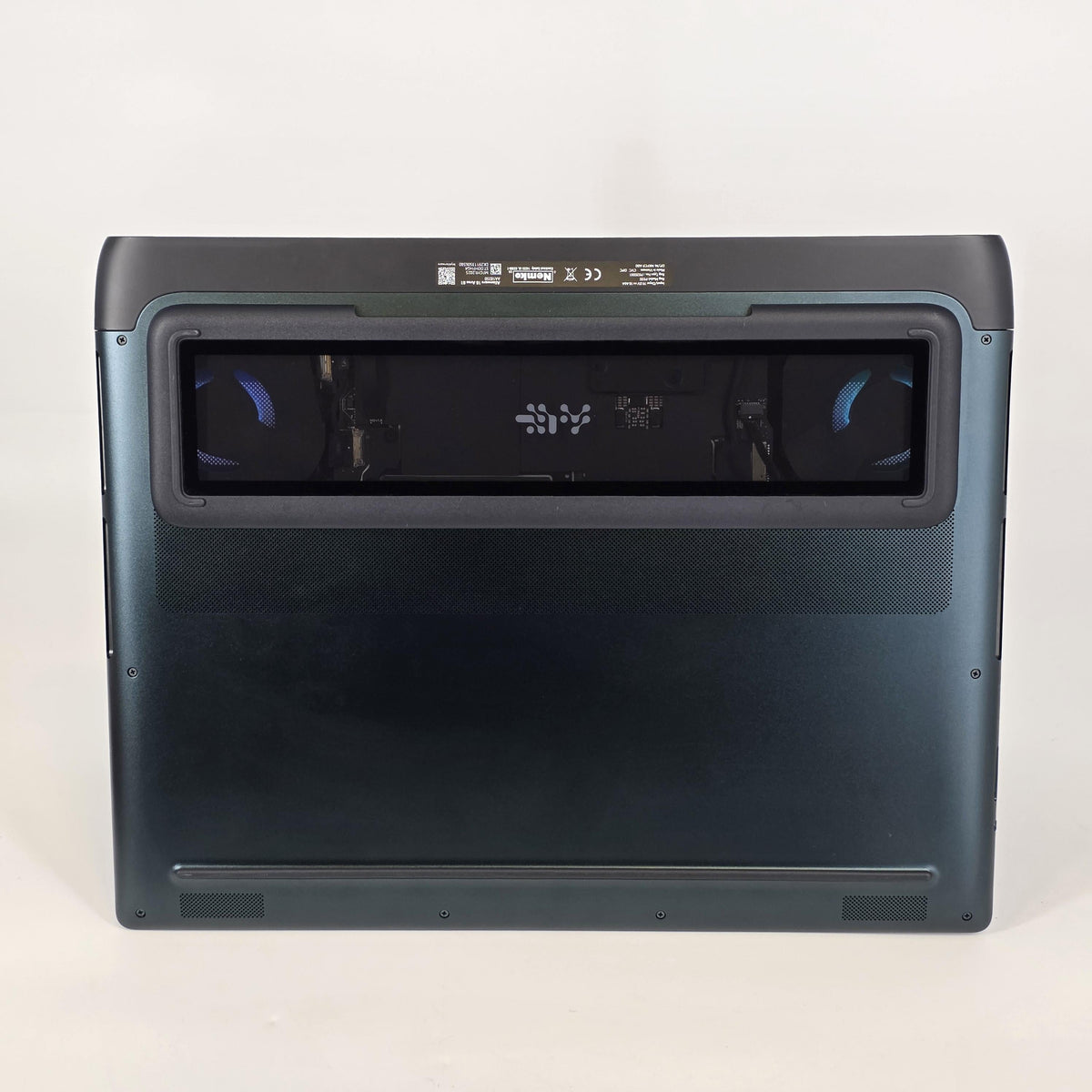 Dell Alienware 18 Area-51 Teal 2.7 GHz Intel Core Ultra 9 Series 2 64GB RAM 2TB Solid State Drive NVIDIA GeForce - Image 5