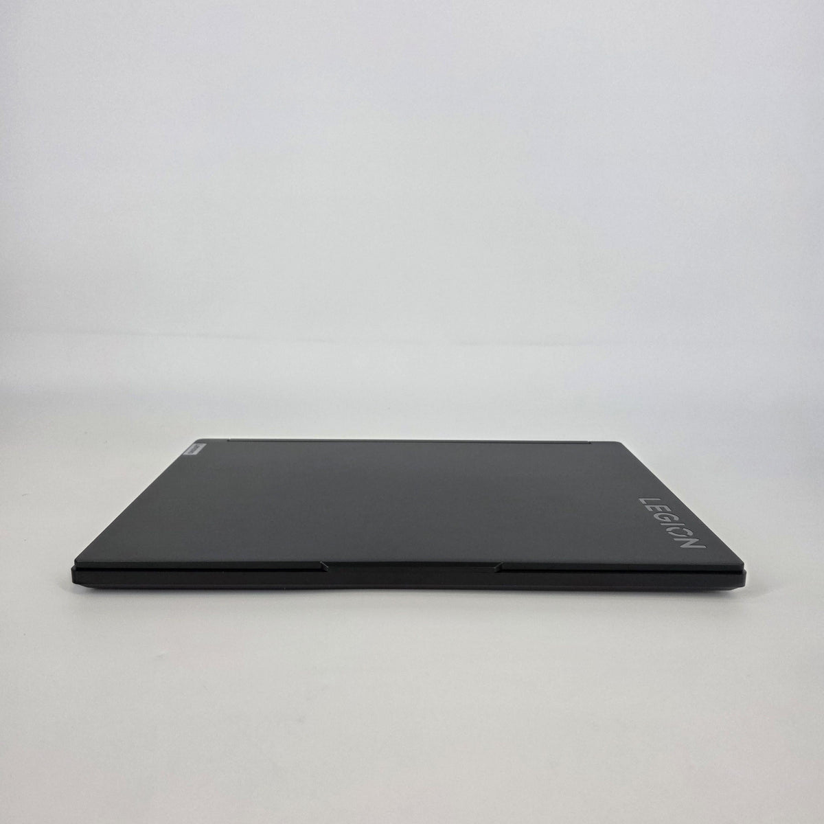 Lenovo Legion 7i Gen 9 16 Black 2.2 GHz Intel Core i9 14th Gen. 32GB RAM 1TB Solid State Drive NVIDIA GeForce RTX - Image 9