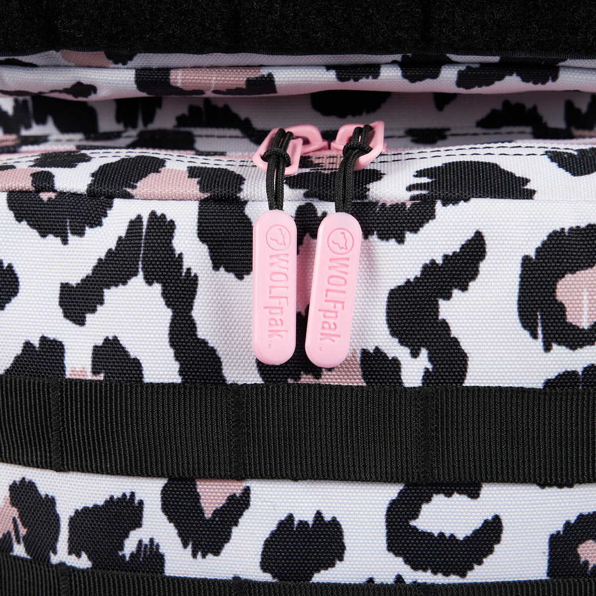 45L Backpack Leopard Pink Zip - Image 13