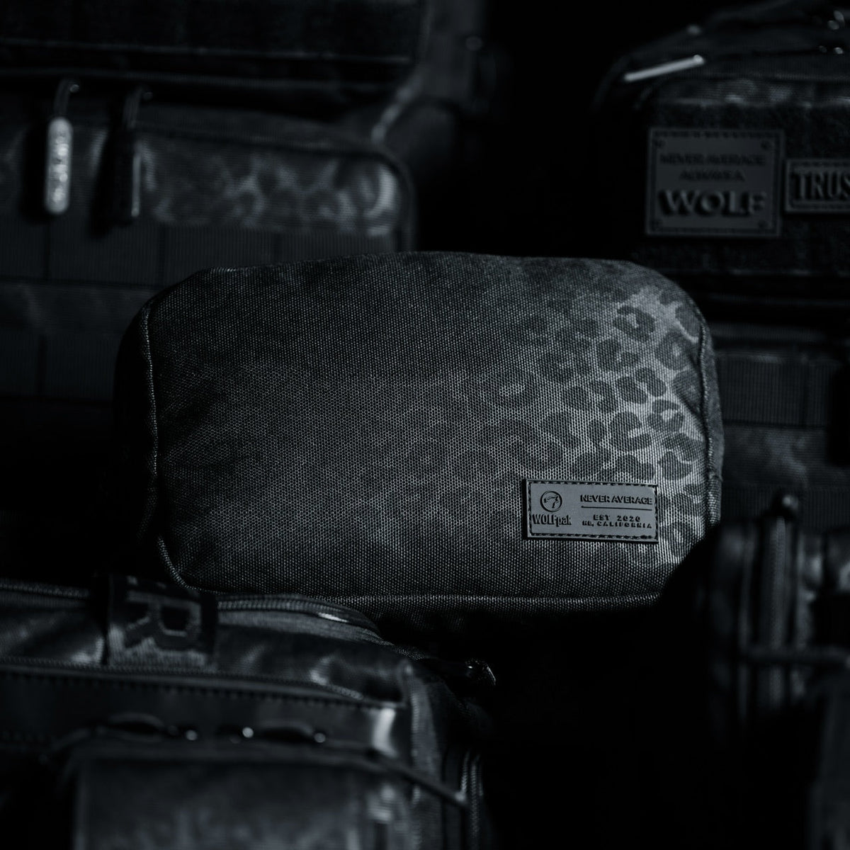 Crossbody Pack Black Leopard - Image 5