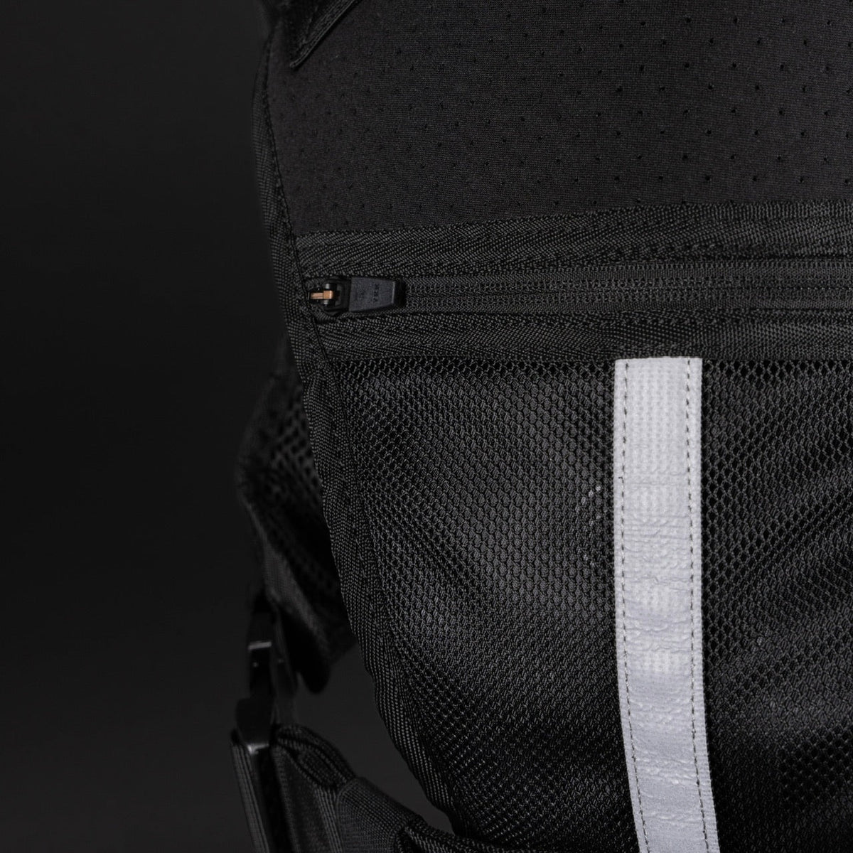 Utility Chest Pack Alpha Black - Image 11