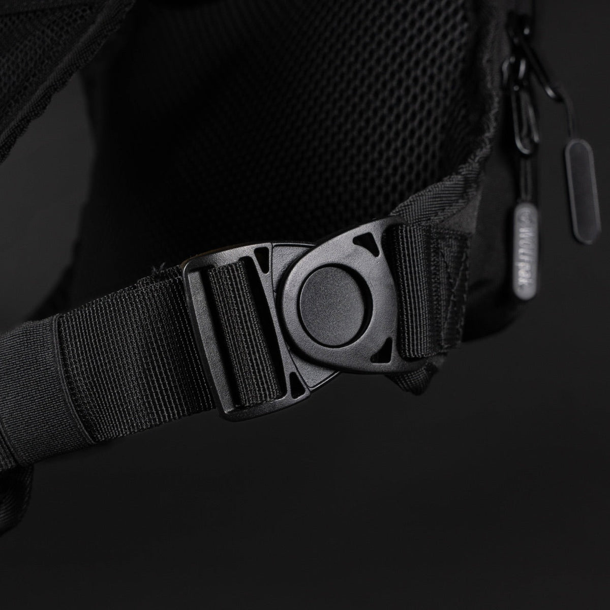 Utility Chest Pack Alpha Black - Image 12