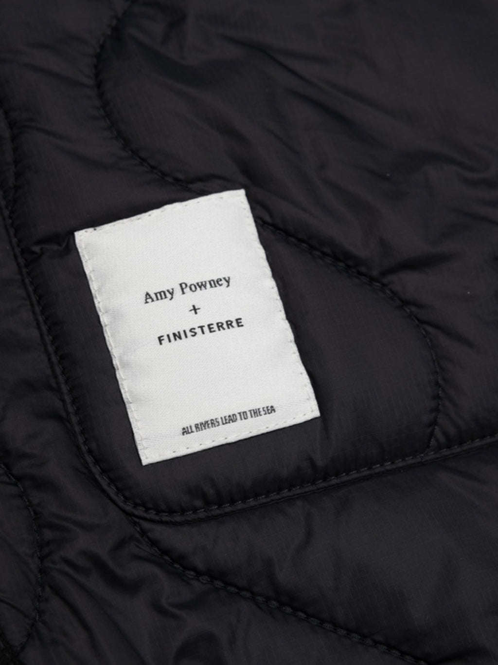 Women's Amy Powney + Finisterre Oversized Quilted Jacket - Image 7