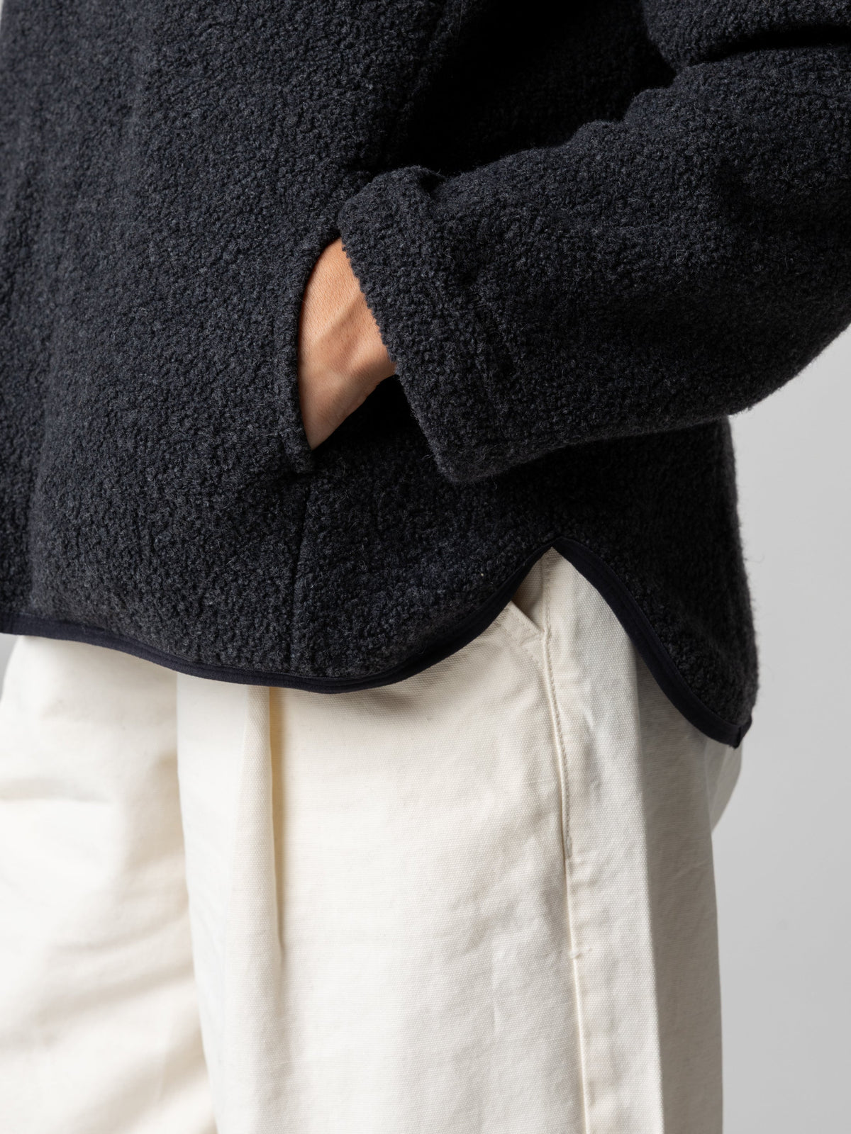 Women's Elowen Fleece Jumper - Image 6