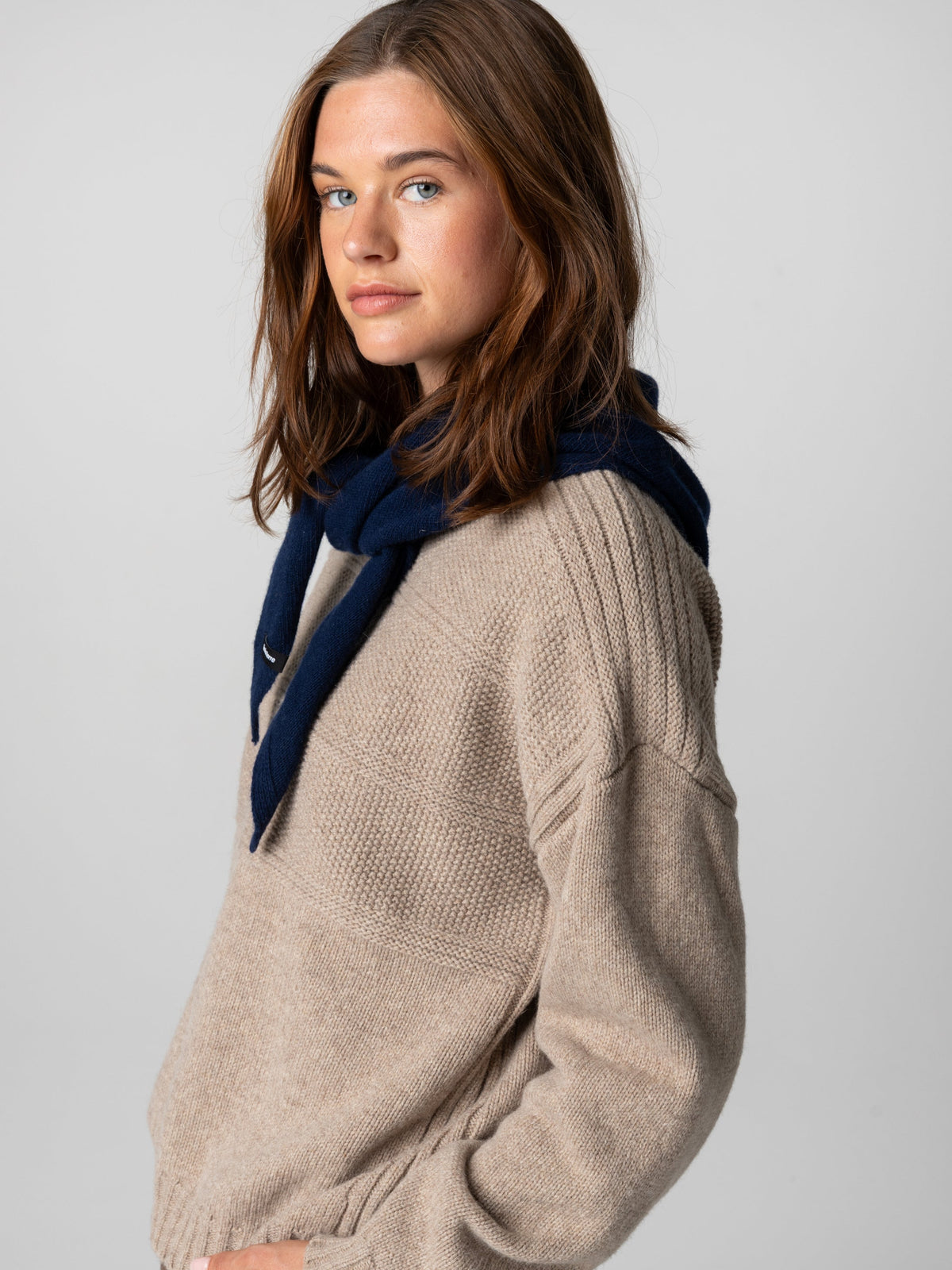 Ayr Triangle Scarf - Image 5
