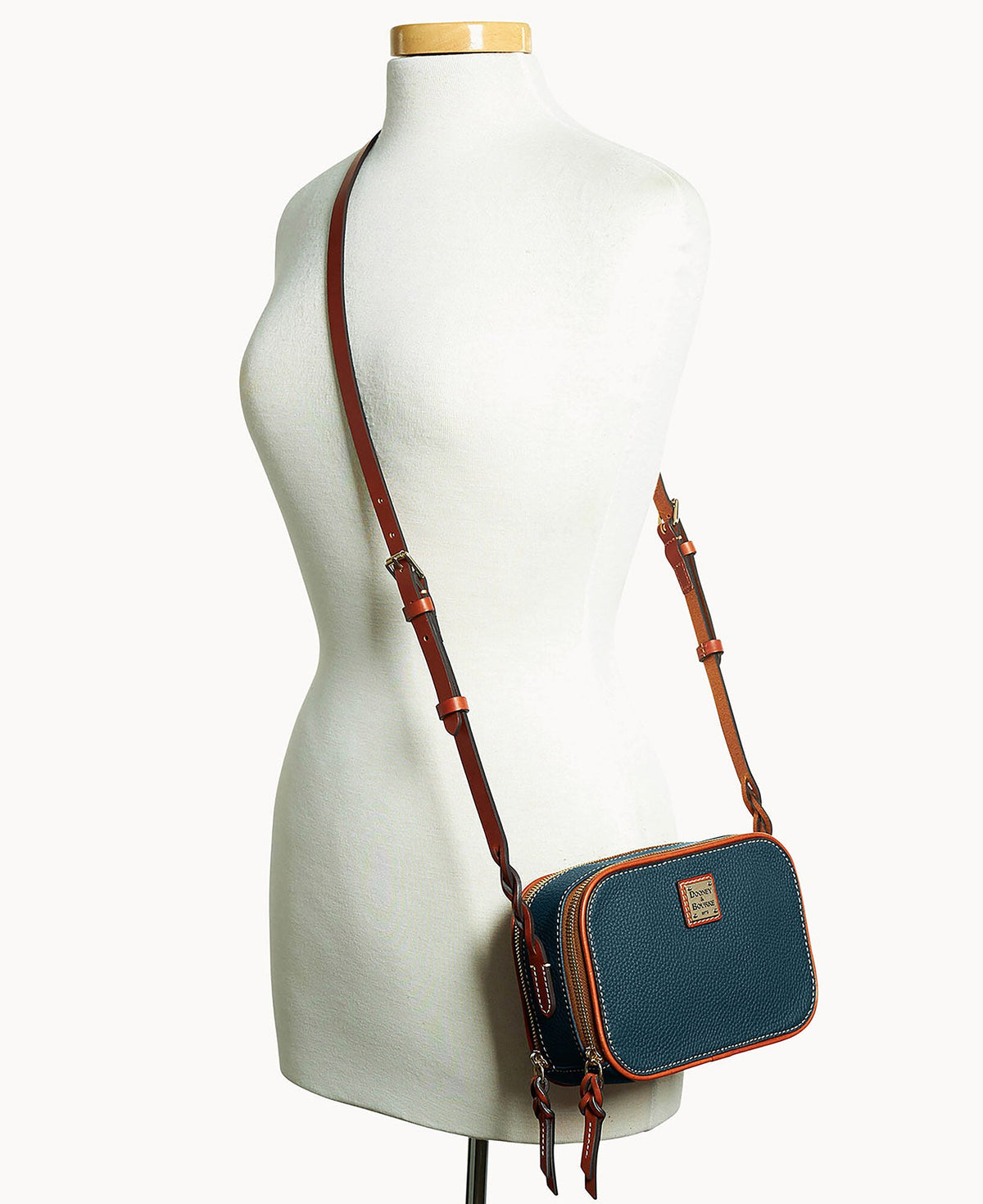 Pebble Grain Deni Crossbody - Image 49