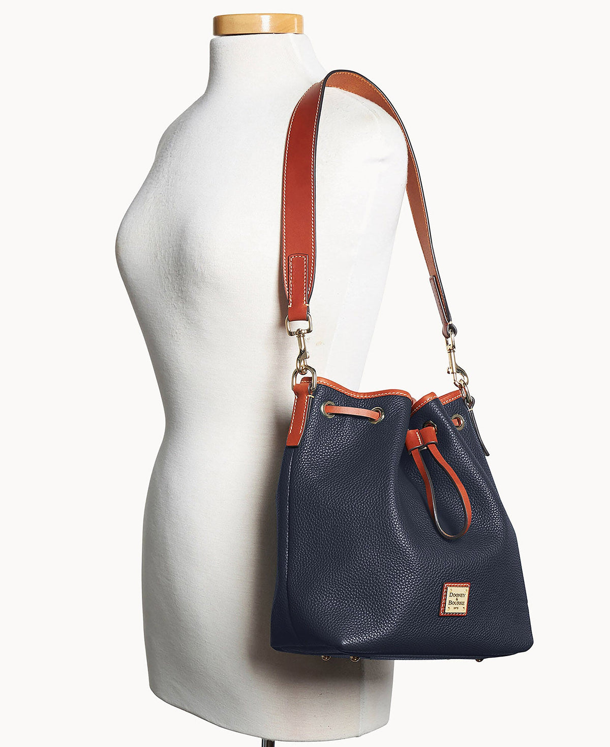 Pebble Grain Drawstring - Image 44