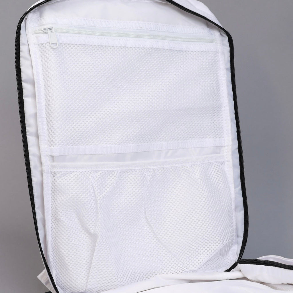 35L Backpack Polar White - Image 18