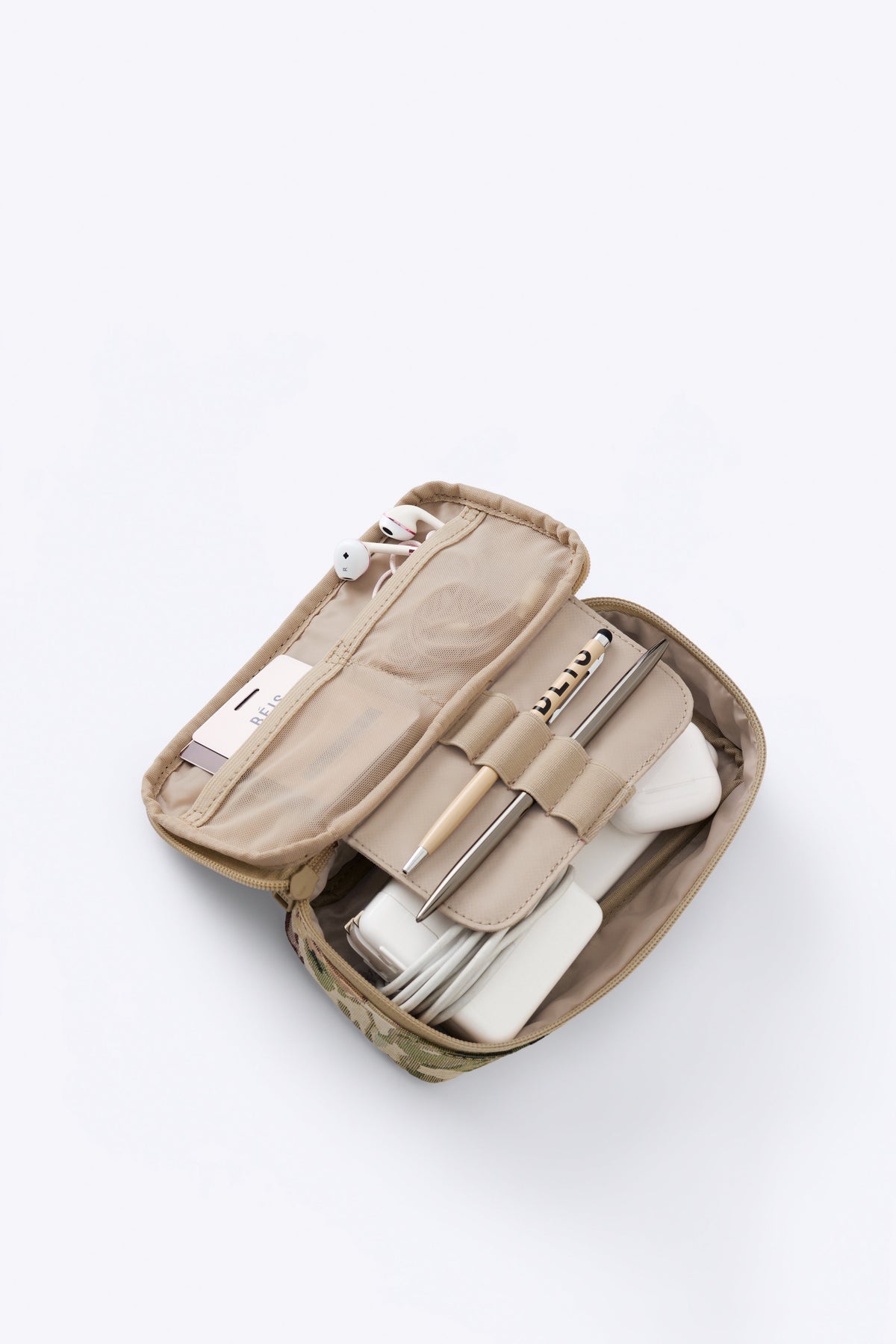 The Tech Organizer in Vintage Floral - Image 3