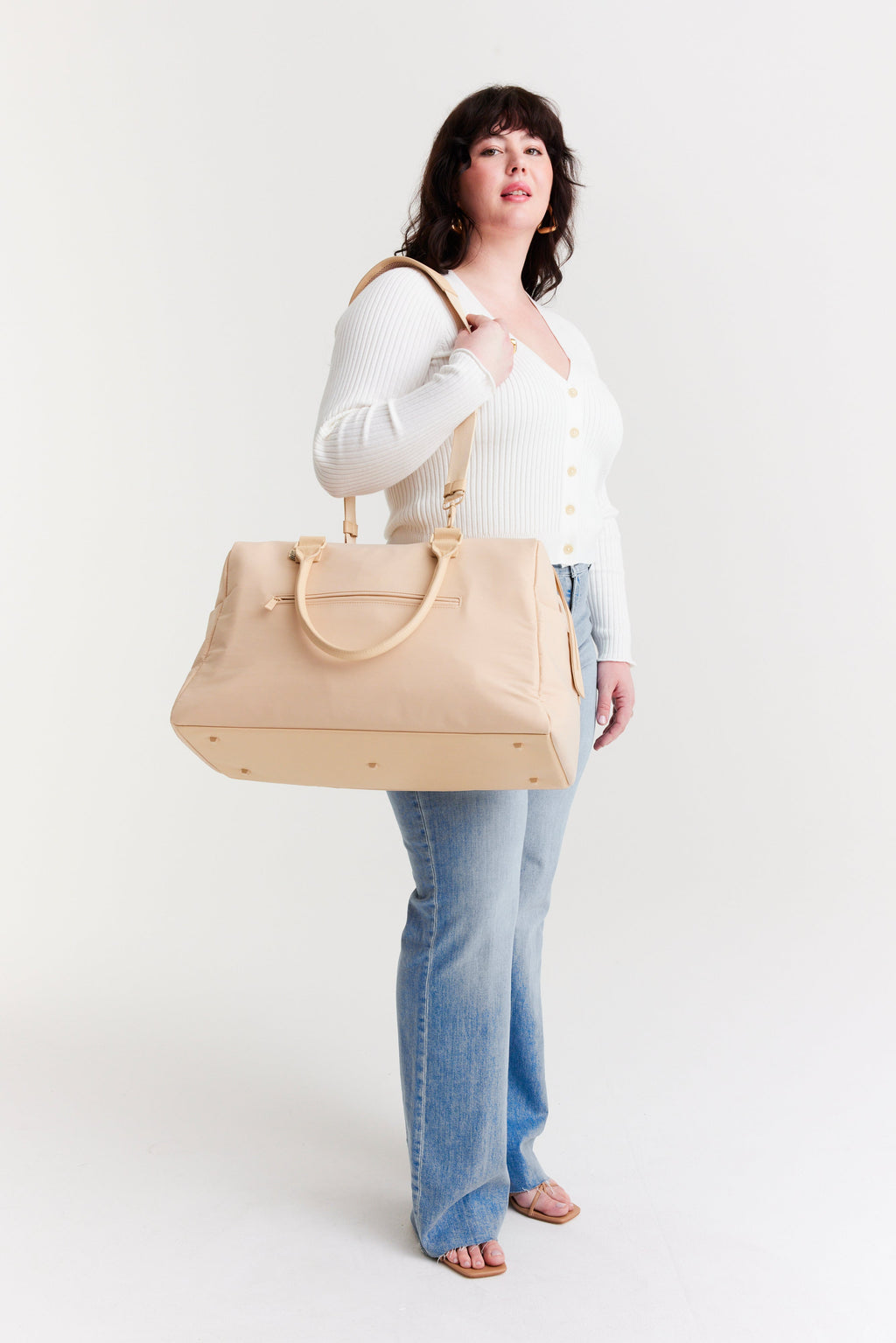 The Commuter Duffle in Beige - Image 5
