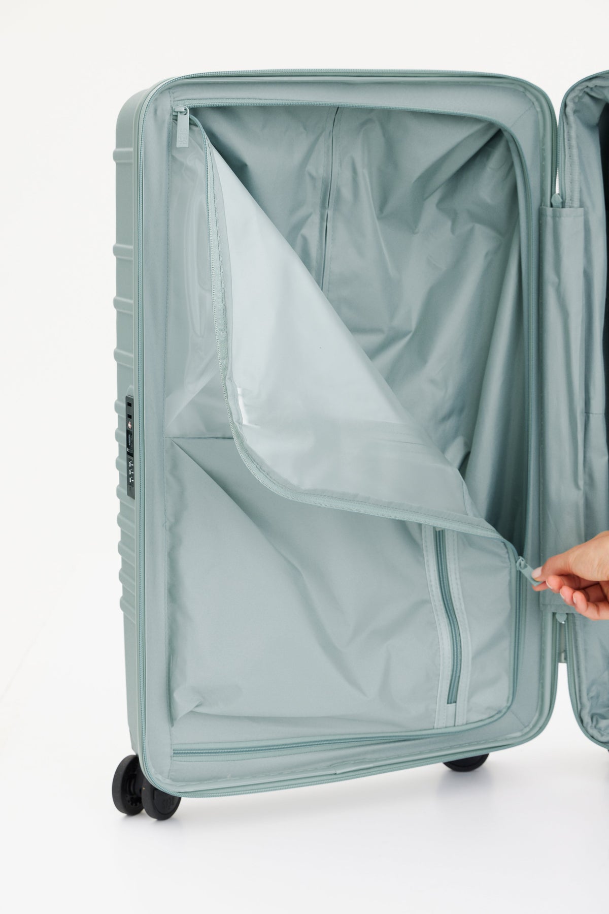 Resale The Medium Check-In Roller in Slate - Image 13