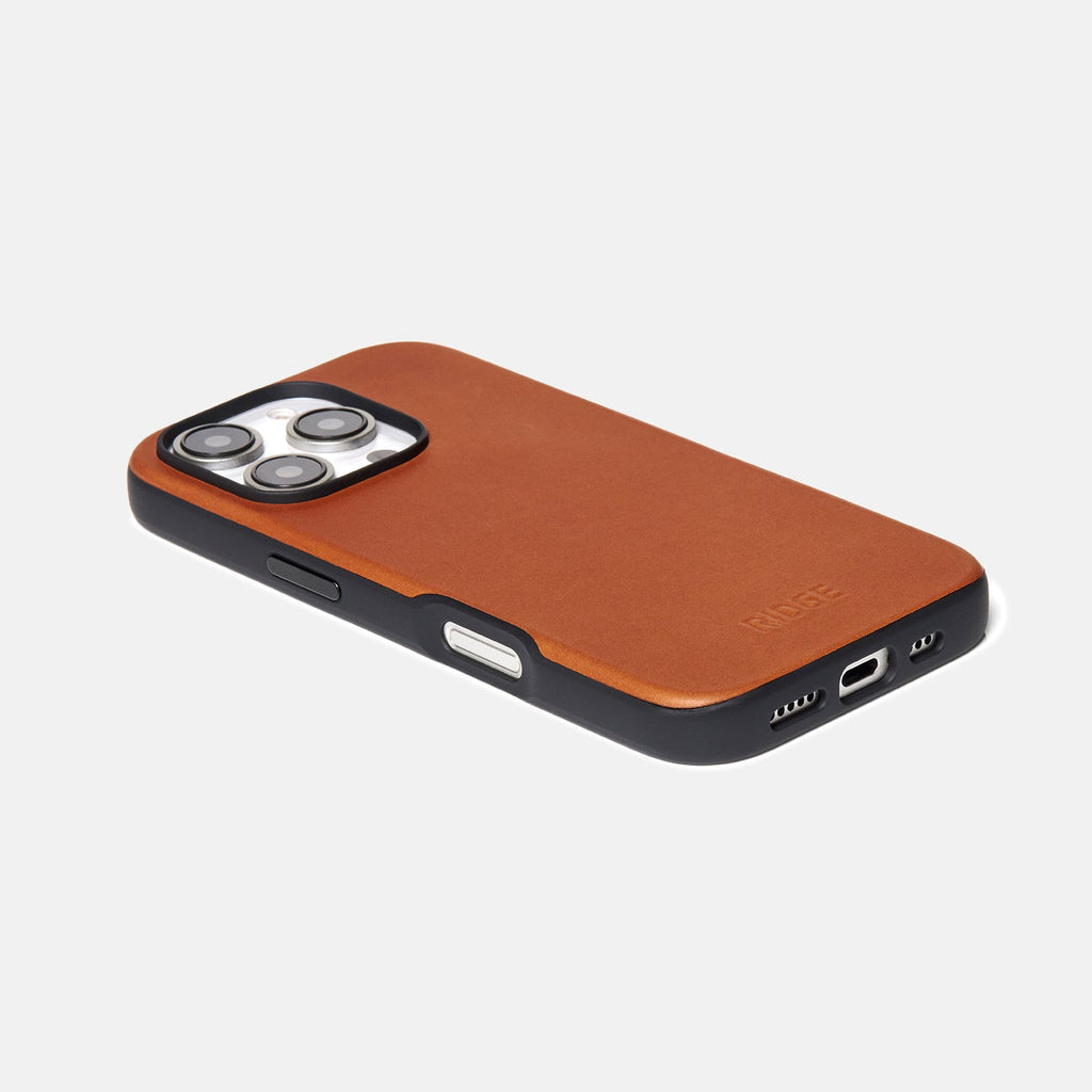 Everyday Phone Case - iPhone 16 Pro - Tobacco Brown Leather - Image 4