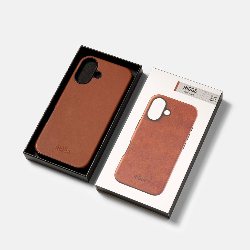 Everyday Phone Case - iPhone 16 - Tobacco Brown Leather - Image 5