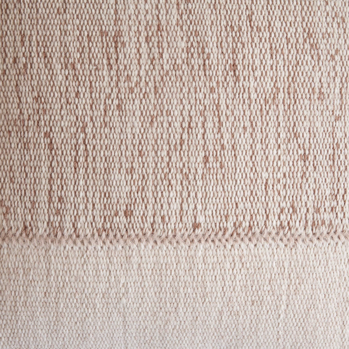 Claro Pillow - Image 8