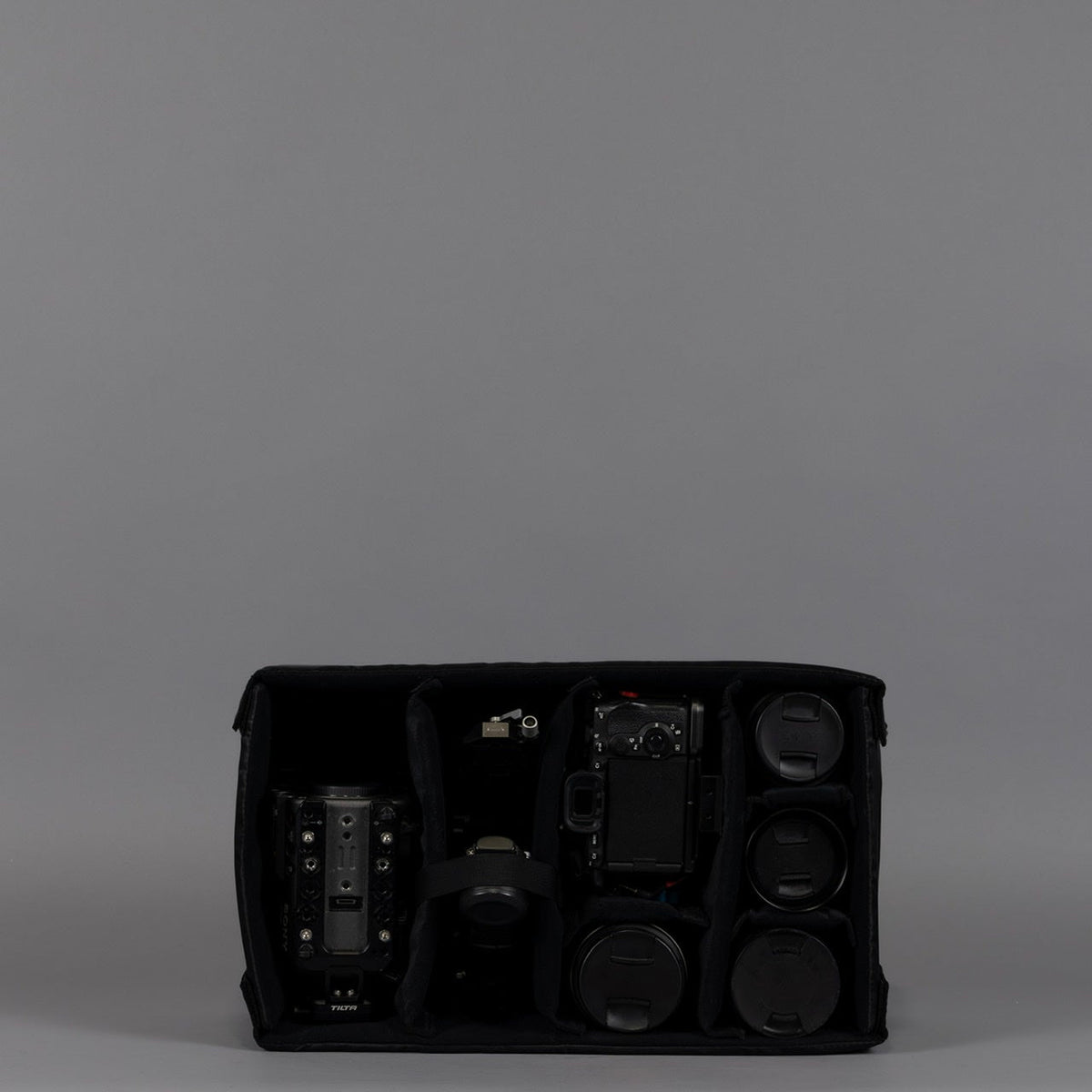 40L Duffle Camera Bag Insert (SALE) - Image 13