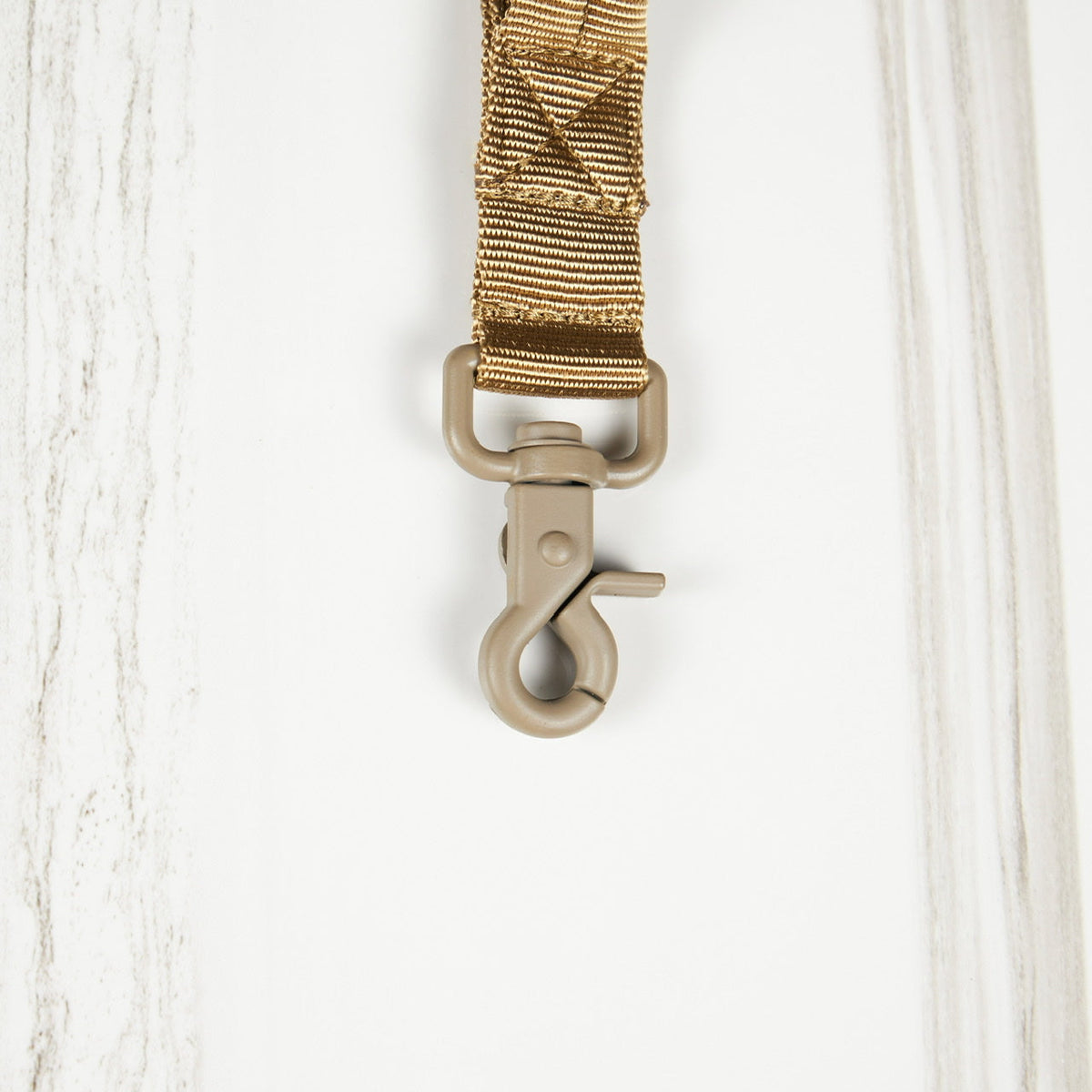 Tactical Nylon Leash Khaki - Image 4