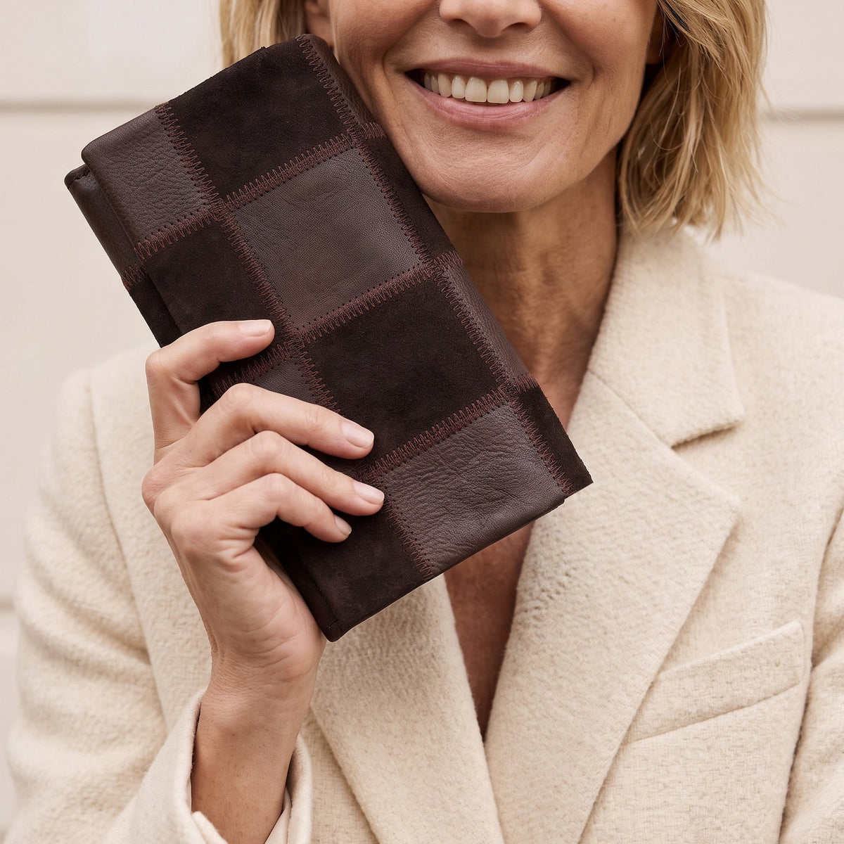Eloise Suede Leather Wallet - Image 6