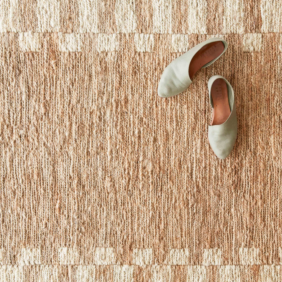 Elora Jute Accent Rug - Image 15