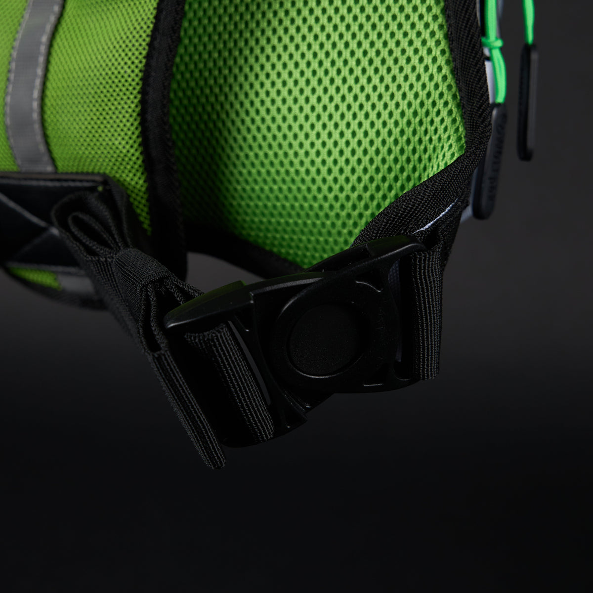 Utility Chest Pack Graffiti Green - Image 14